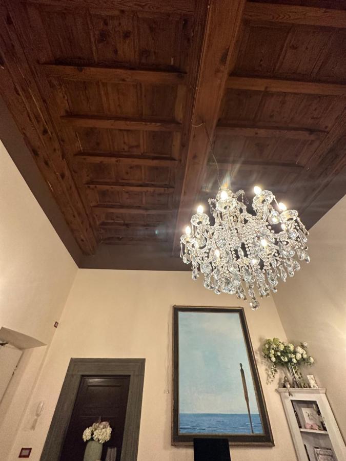 לוקה In Centro Lovely Home מראה חיצוני תמונה