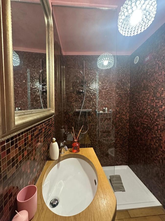 לוקה In Centro Lovely Home מראה חיצוני תמונה